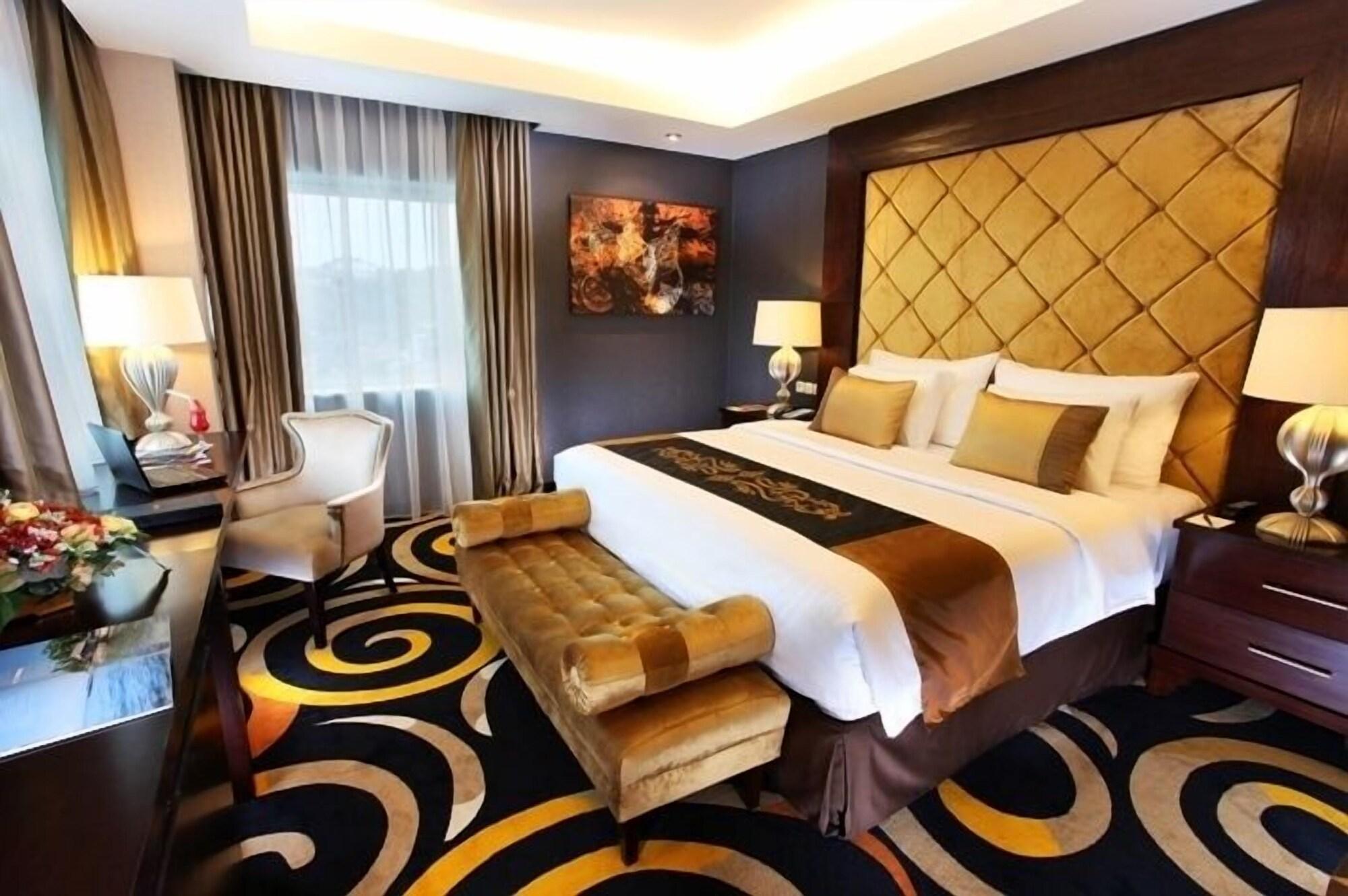 Swiss-Belhotel Ambon Exterior photo