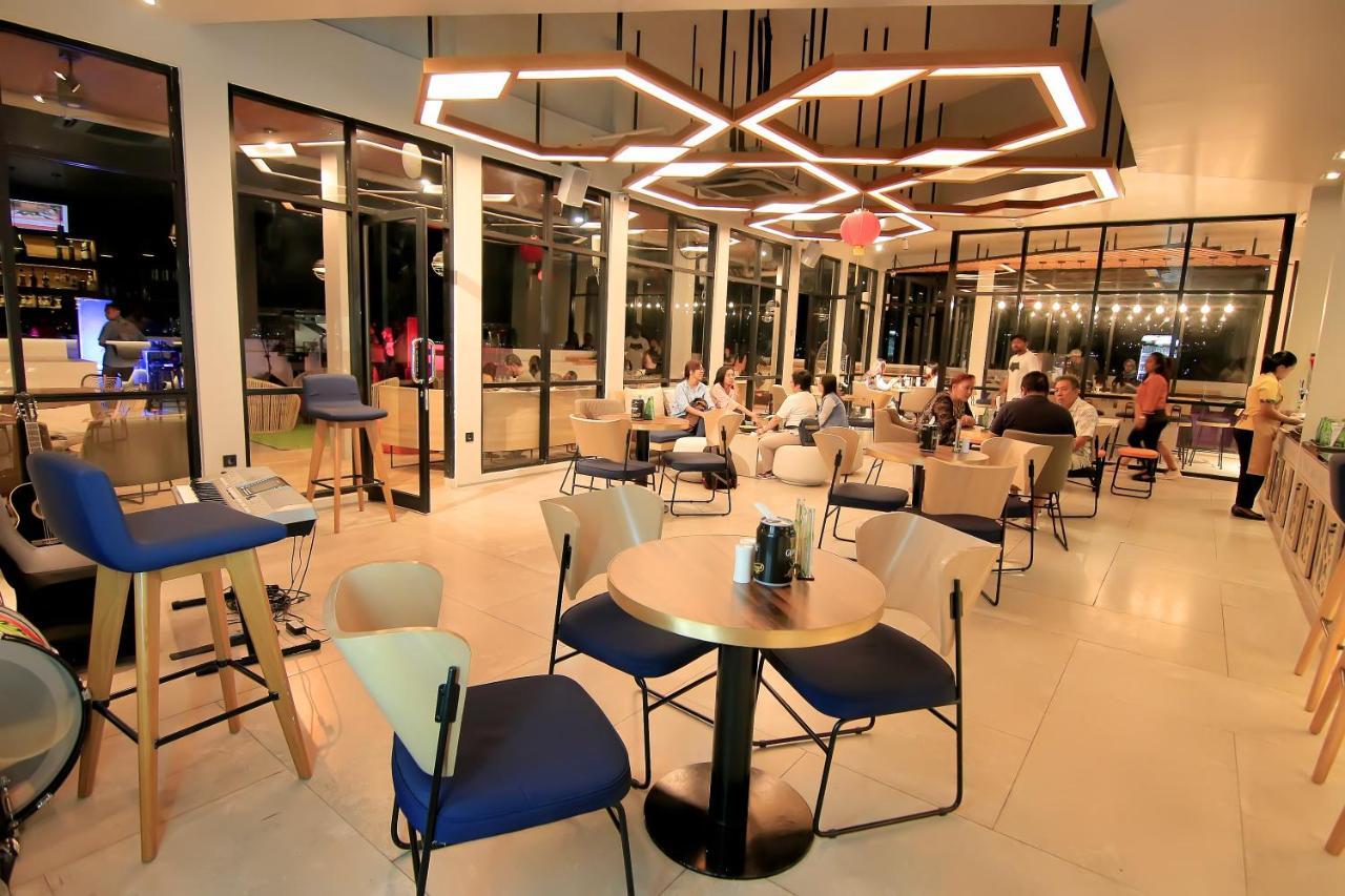 Swiss-Belhotel Ambon Exterior photo